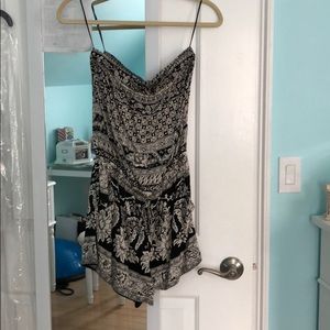 strapless detailed romper